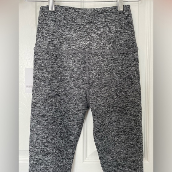 Beyond Yoga capri (S) - Picture 9 of 13